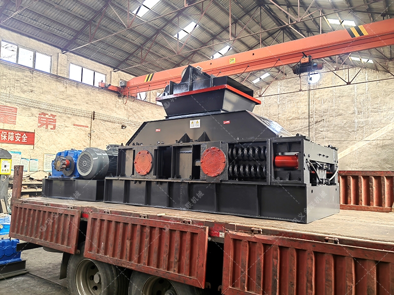 2PG1200x800對輥制砂機設備發(fā)往陜西